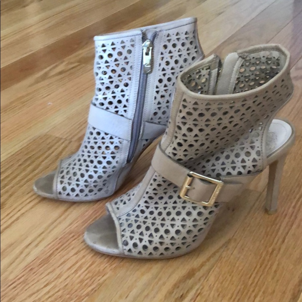 Vince Camuto Sandal bootie